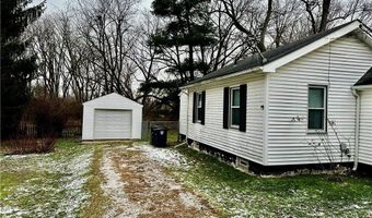 2541 Nesmith Lake Blvd, Akron, OH 44314