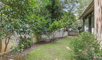 372 Woodhaven Dr, Athens, GA 30606