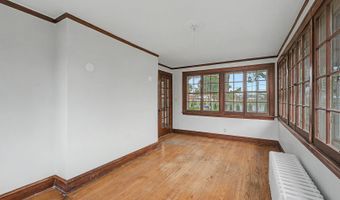 24 N Belmont Ave, Arlington Heights, IL 60004