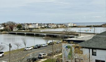 500 Deal Lake Dr 4F, Asbury Park, NJ 07712