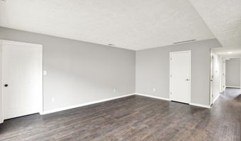 8545 La Corrida Ct, Indianapolis, IN 46227