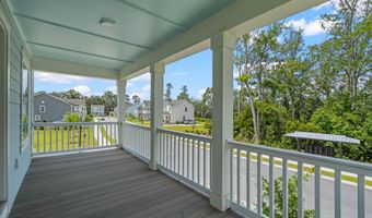 60 Backwater St, Port Royal, SC 29906