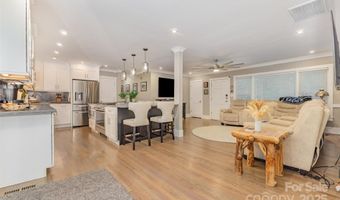 4121 Sheridan Dr, Charlotte, NC 28205