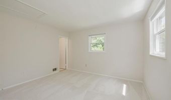 5004 EASTCHESTER Cir, Alexandria, VA 22310