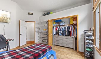1126 Timber Climb Dr, Avon, IN 46123
