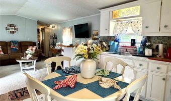 40 Toadstool Knoll Ln, Charlestown, RI 02813