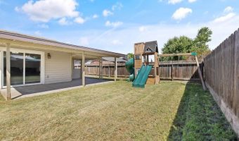 14291 Rosemary Cir, Armona, CA 93202