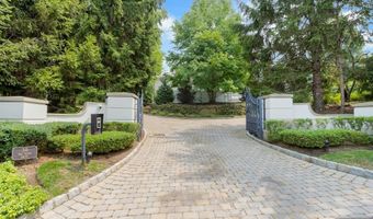 38 Rio Vista Dr, Alpine, NJ 07620