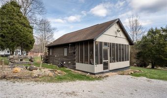 3198 N Happy Hollow Rd, Birdseye, IN 47513