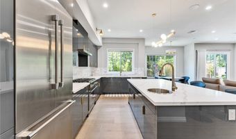 636 W Lemon, Arcadia, CA 91007