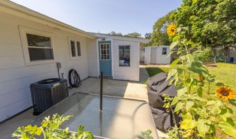 107 6th St, Barnegat, NJ 08005