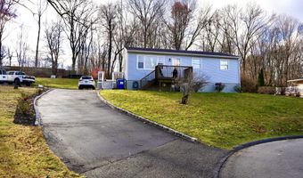 25 Henso Dr, Danbury, CT 06811