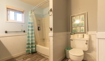 1214 Ransom Ave, Brookings, OR 97415