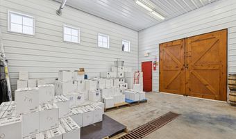 8370 Lakeview Rd, Alanson, MI 49706