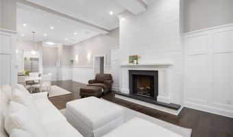 50 School St 5, Newport, RI 02840