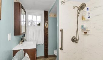 30 S Westfield St, Agawam, MA 01030