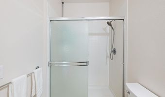 124 Kapela Pl, Kahului, HI 96732