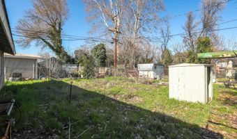 2867 Pinto Ln, Anderson, CA 96007