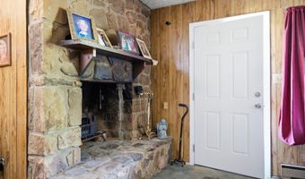 1836 FAIRWAY Dr 213, Basye, VA 22810