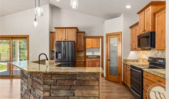 3877 High Trail Rd, Billings, MT 59101