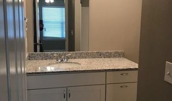 604 SW Loudon Dr 2, Bentonville, AR 72712