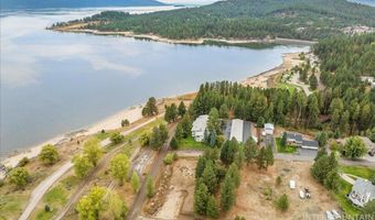 515 Lakeview Dr, Cascade, ID 83611