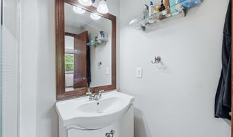 1102 Heritage Ln, Angola, IN 46703