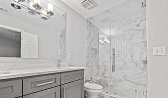 4645 VALAIS Ct 124, Alpharetta, GA 30022