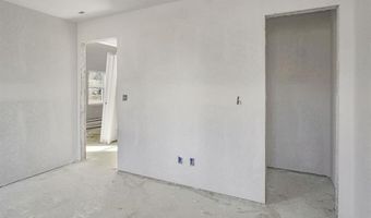 702 W 6th St, Atoka, OK 74525