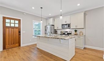 226 Old Canton Cir, Ball Ground, GA 30107