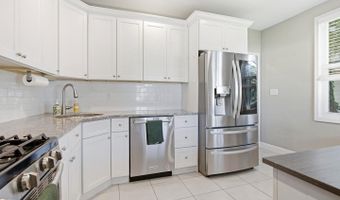 260 S LECATO Ave, Audubon, NJ 08106
