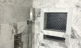 19 Center St, Barnegat, NJ 08005