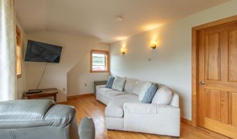 44 Belden Hill Rd, Burke, VT 05832