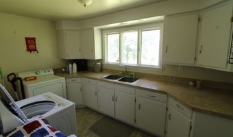 1308 Golf Course Rd, Altoona, PA 16601