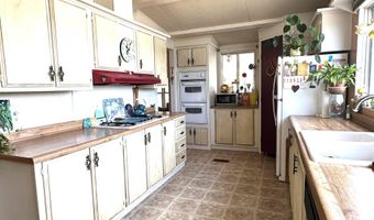 34851 S DESERT Cv, Black Canyon City, AZ 85324