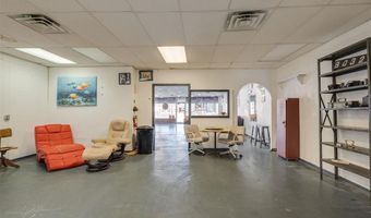 6718 NW 39th Expy, Bethany, OK 73008