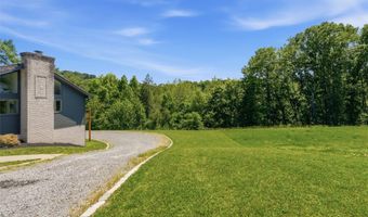 2420 Thomas Dr, Allison Park, PA 15101