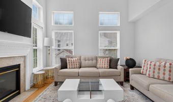 6607 THACKWELL Way 2203, Alexandria, VA 22315
