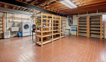 4302 ADRIENNE Dr, Alexandria, VA 22309