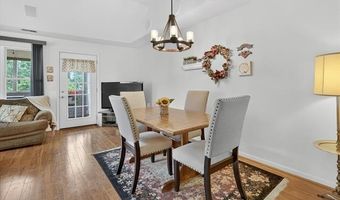 1673 Weatherstone Dr, Ann Arbor, MI 48108