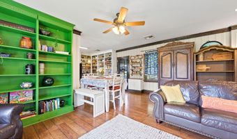 208 S Guegnon St, Abbeville, LA 70510