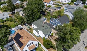 127 Gladstone St, Cranston, RI 02920