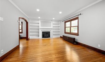 68 Bondcroft Dr, Amherst, NY 14226