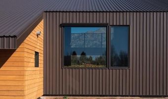 356 COLUMBINE St, Alpine, WY 83128