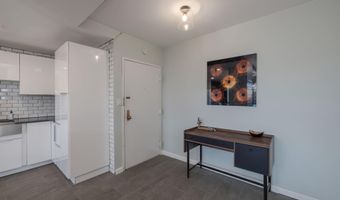 5500 HOLMES RUN Pkwy 1005, Alexandria, VA 22304