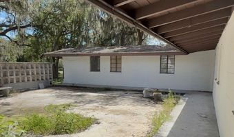 18 E Pleasant St, Avon Park, FL 33825