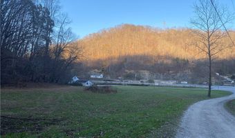 51 Oakmont Dr, Danville, WV 25053