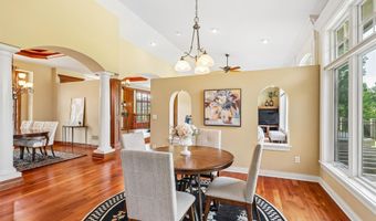 25173 Pin Oak Dr, Adel, IA 50003