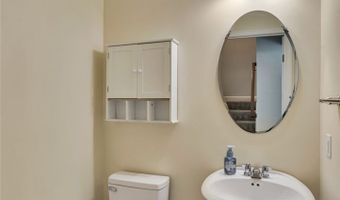 284 Broadstone Dr, Adams Twp., PA 16046