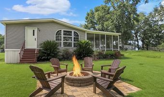 135 Stoudenmire Dr, Cameron, SC 29030